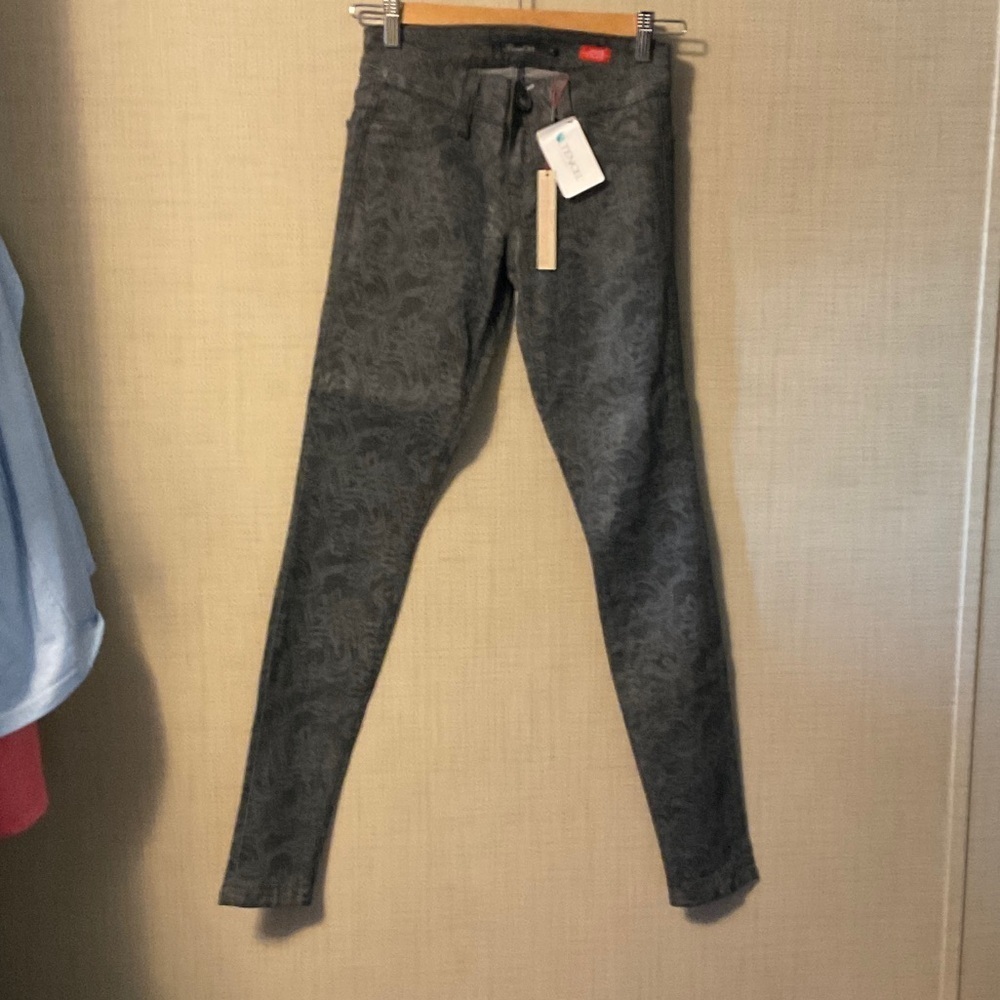 Level 99 Charcoal Patterned Skinny Pants